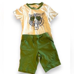 Epic Threads Boys Tiger Detail Shorts Set (Size 6)